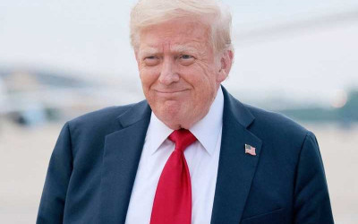 ترامب لم يقل إن تطعيمات كورونا "مواد سامة تميت على المدى البعيد"